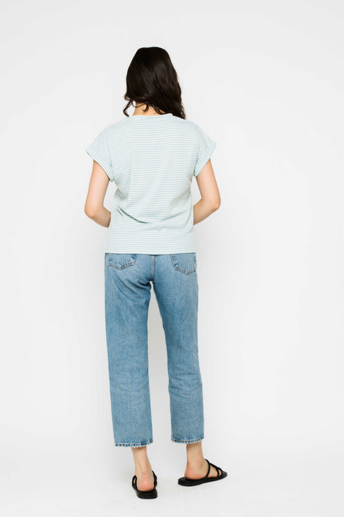 Daisy-Textured Rib Roll Cuff Tee